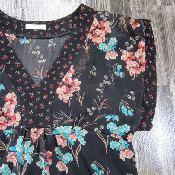 Top - Picture 3 of 10